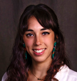 sonia de escuela de teatro en Sevilla